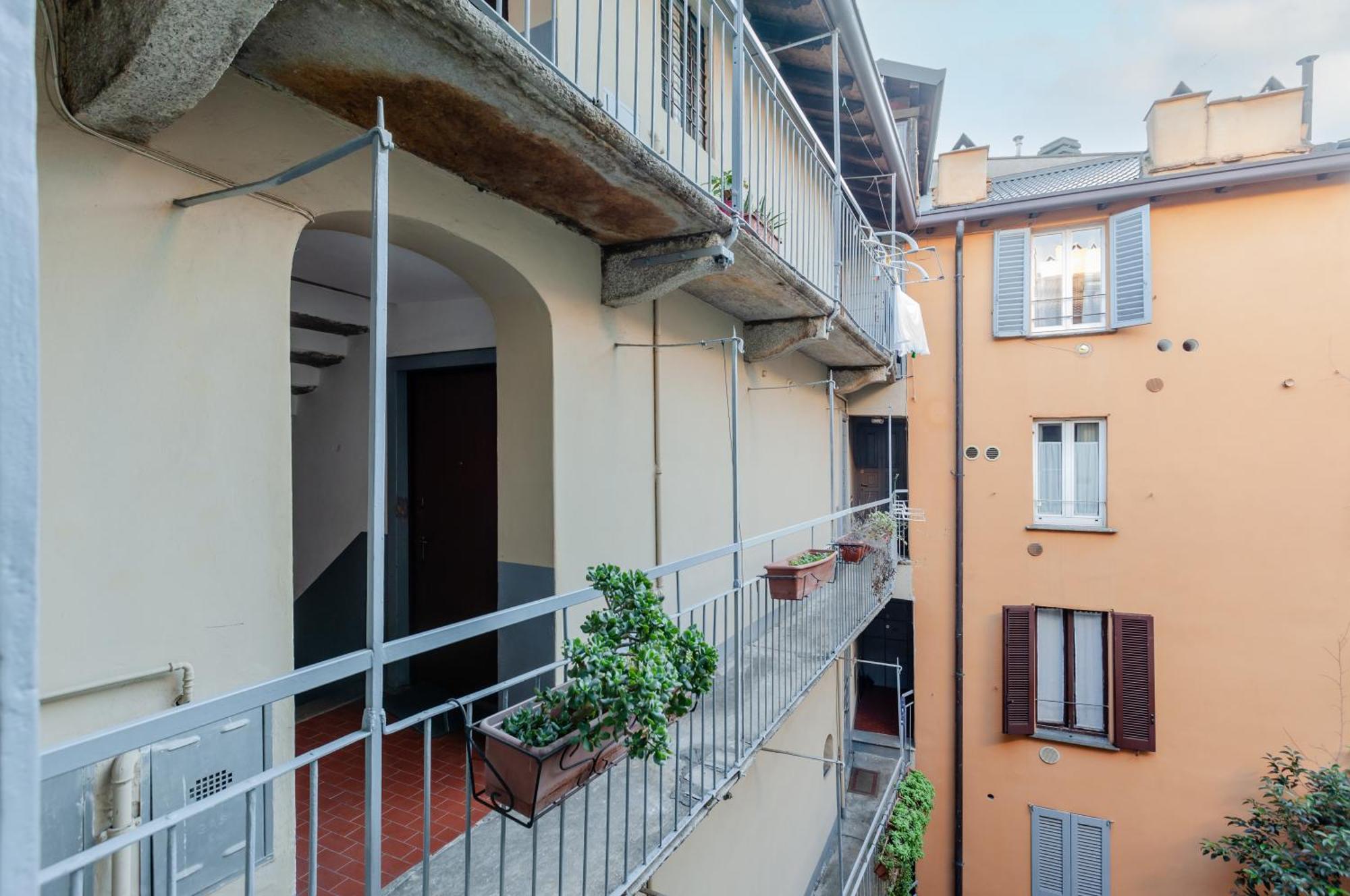 Sant Ambrogio Lovely Flat Apartment Milan Exterior photo